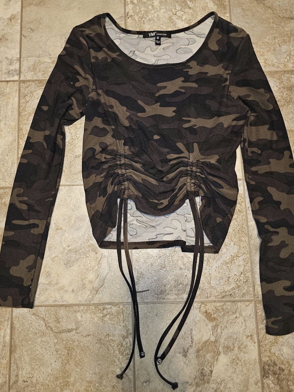 YMI Women's Olive Green Camo Ruched Crop Top